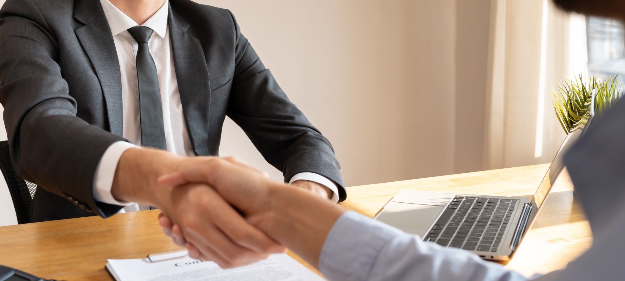 Venda seguro y venda de forma inteligente. ARCOTIERRA INMOBILIARIA en Arcos De La Frontera